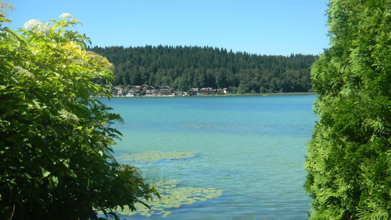 Au Charnet Bed & Breakfast Les Fourgs Dış mekan fotoğraf