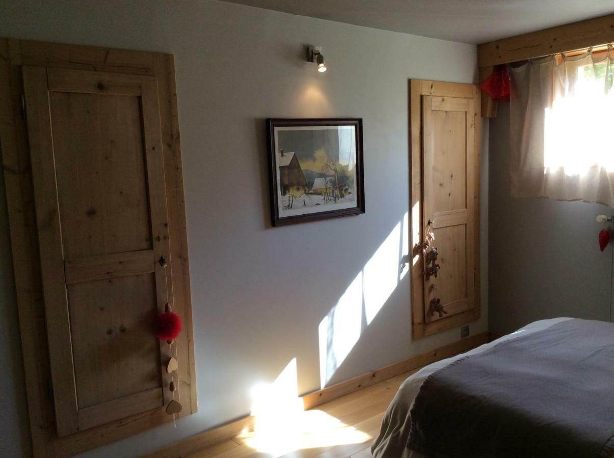 Au Charnet Bed & Breakfast Les Fourgs Dış mekan fotoğraf
