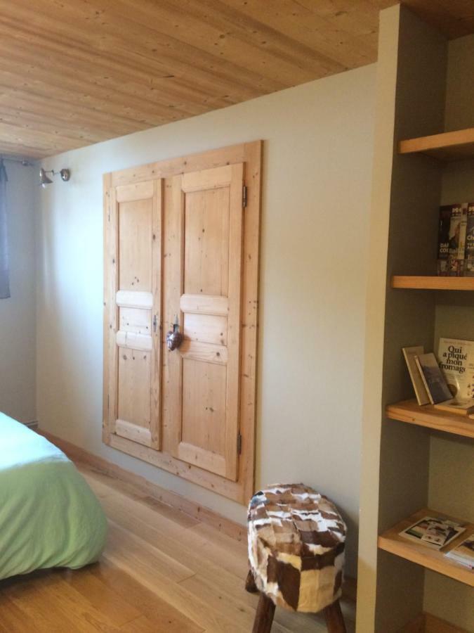Au Charnet Bed & Breakfast Les Fourgs Dış mekan fotoğraf